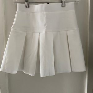 Brand new Princess Polly pleated tennis skirt